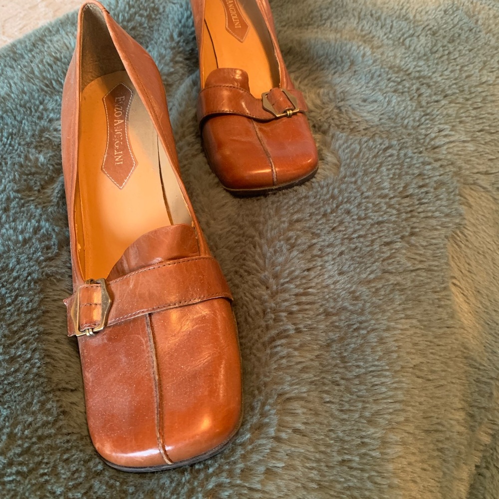 Enzo Angiolin vintage inspired heels